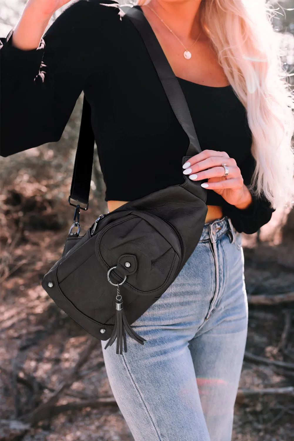 Black Vintage Large Capacity Tassel Sling Bag