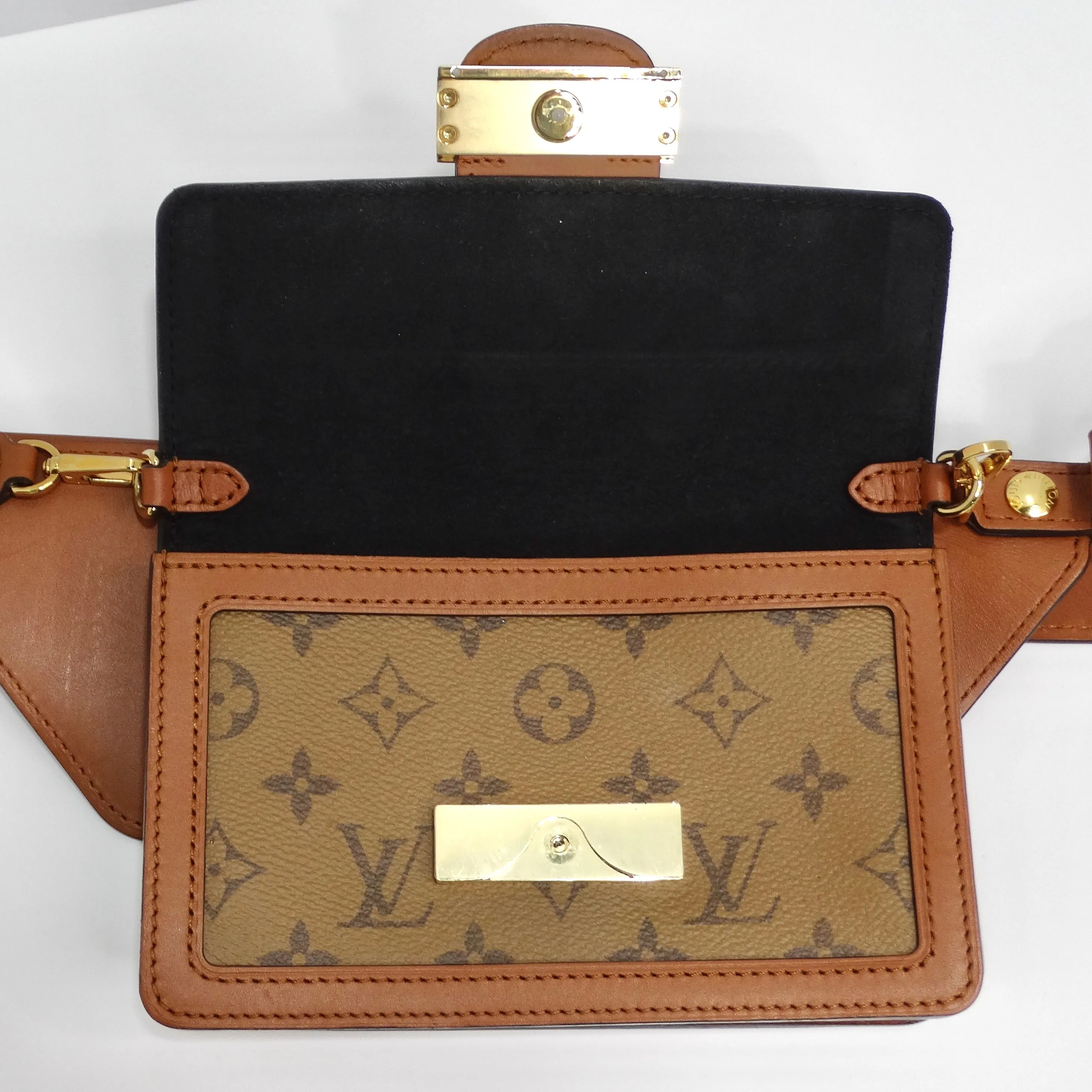 Louis Vuitton Reverse Monogram Dauphine Bumbag